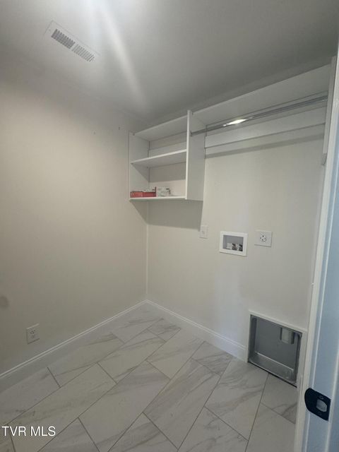 Photo #16: 224 Dry Kiln Court