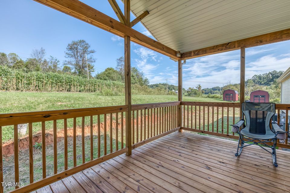 Photo #4: 108 Oak Hill Circle