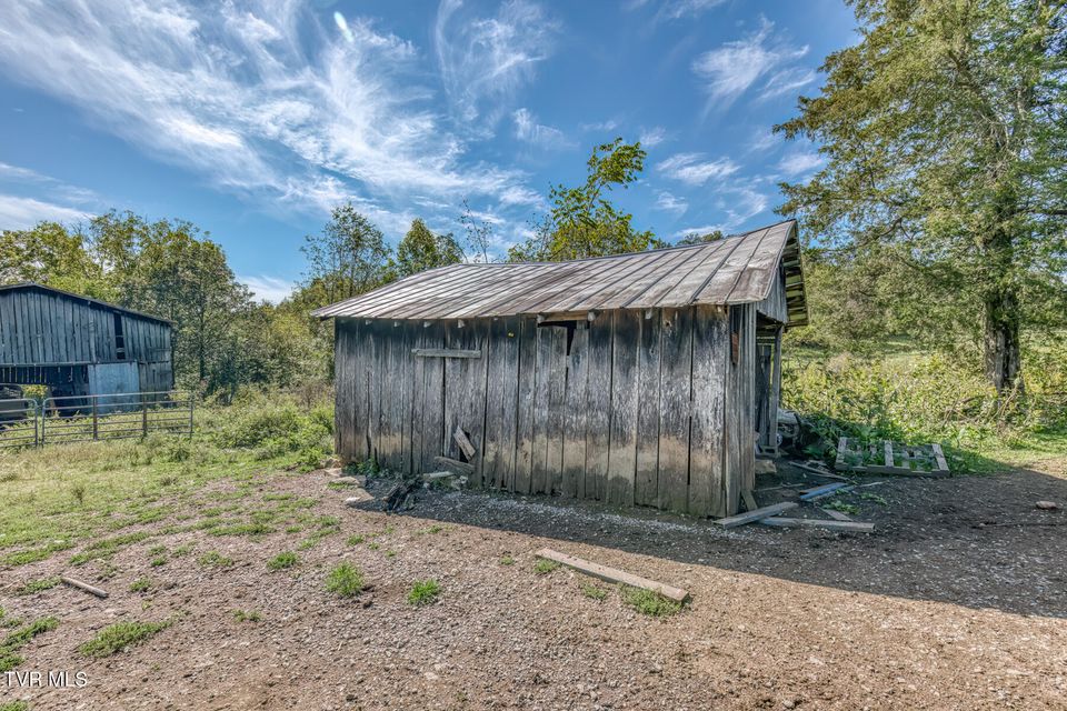 Photo #57: 108 Oak Hill Circle
