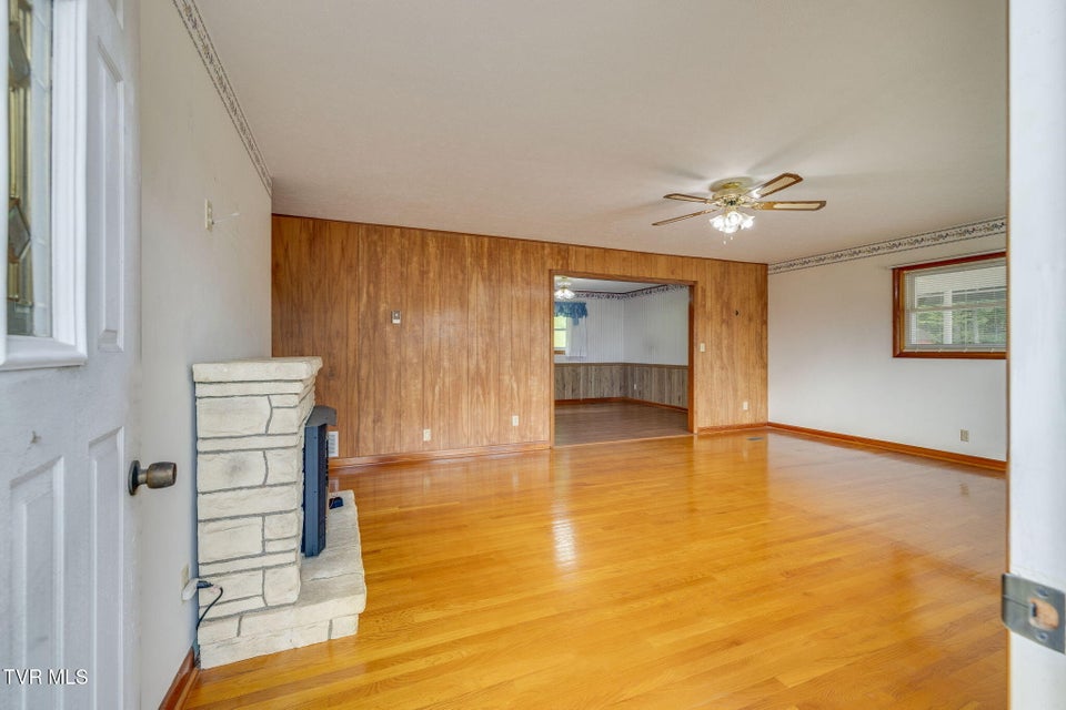 Photo #5: 434 Meadow Lark Street