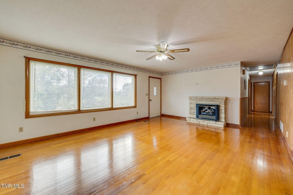 Photo #6: 434 Meadow Lark Street