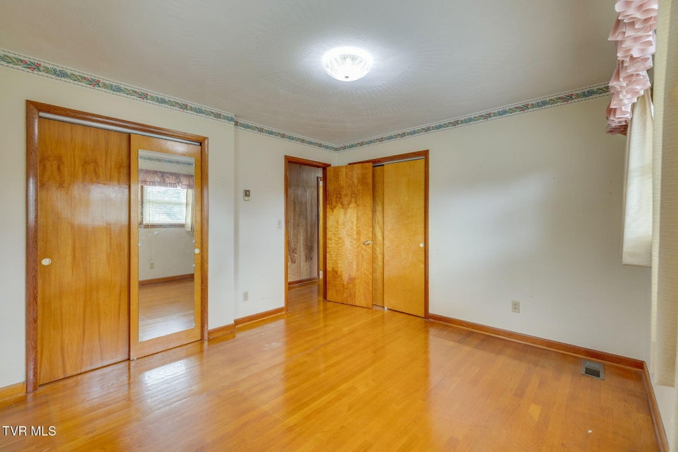 Photo #17: 434 Meadow Lark Street