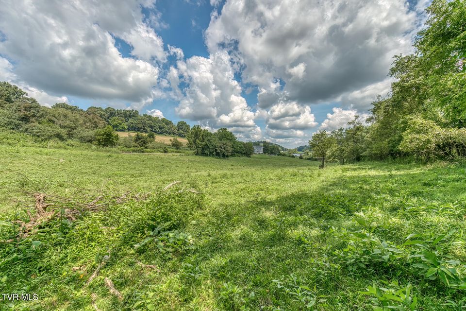 Photo #81: 108 Oak Hill Circle