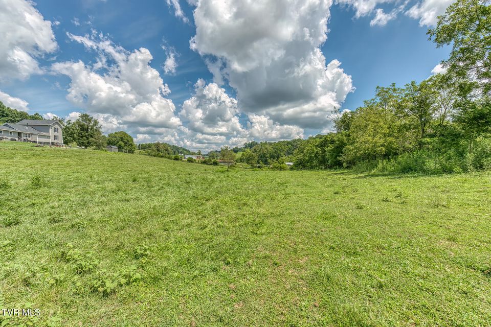 Photo #86: 108 Oak Hill Circle