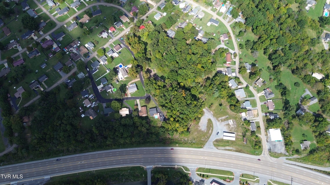 Photo #4: 512 Stone Drive