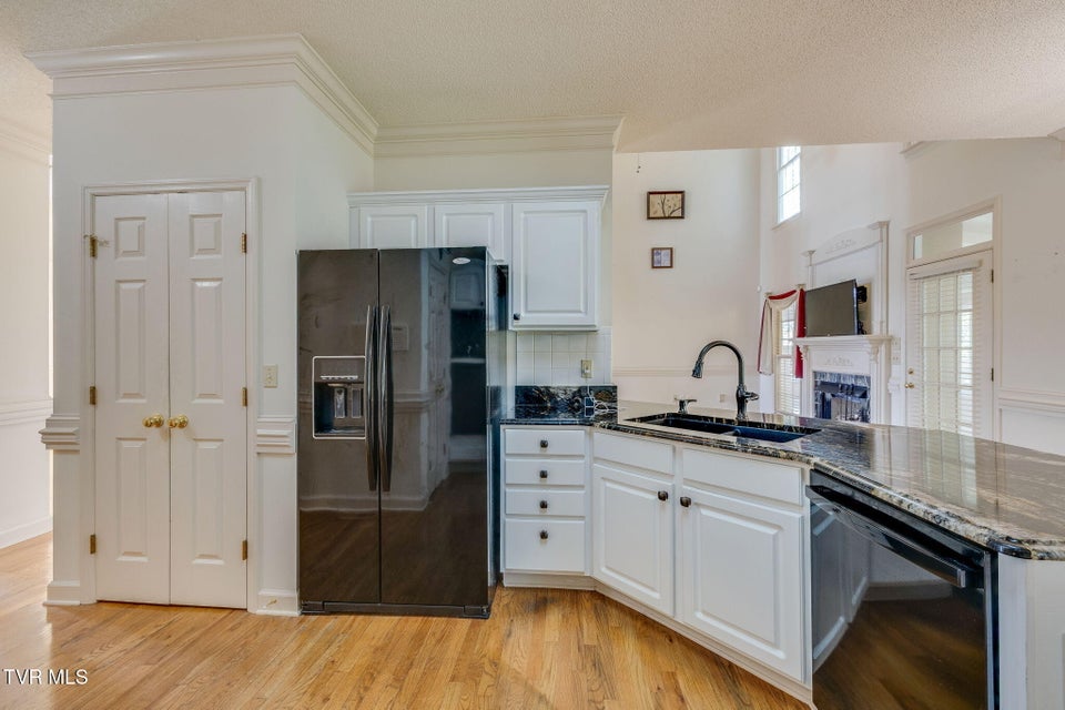 Photo #20: 628 Red Oak Plantation Drive