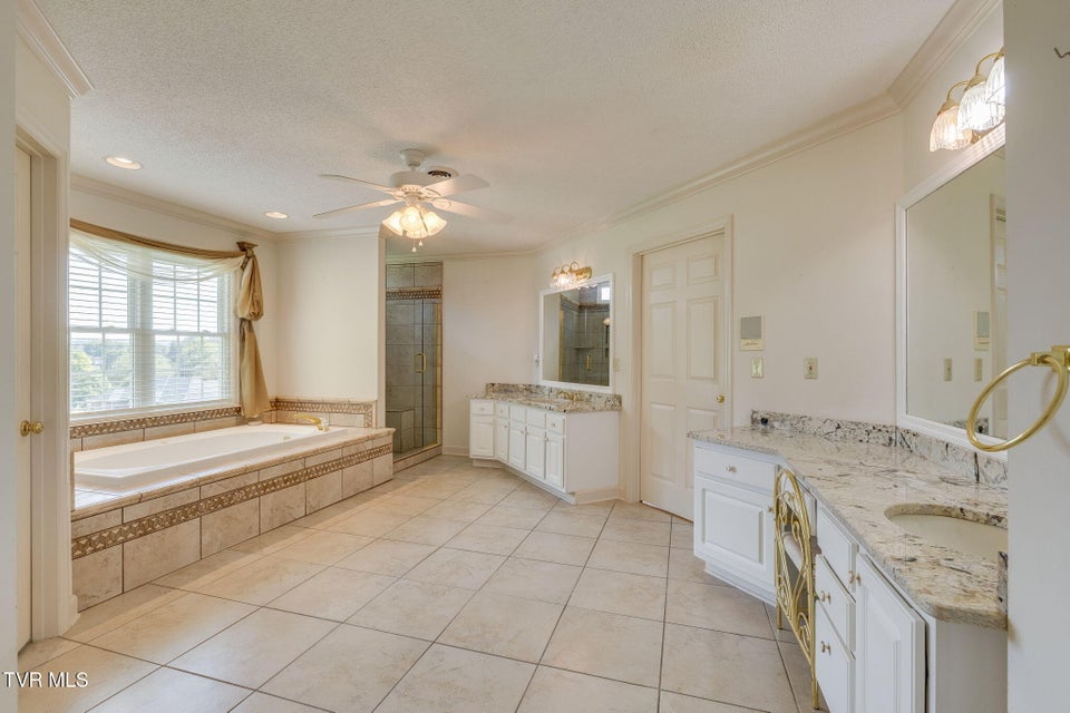 Photo #39: 628 Red Oak Plantation Drive