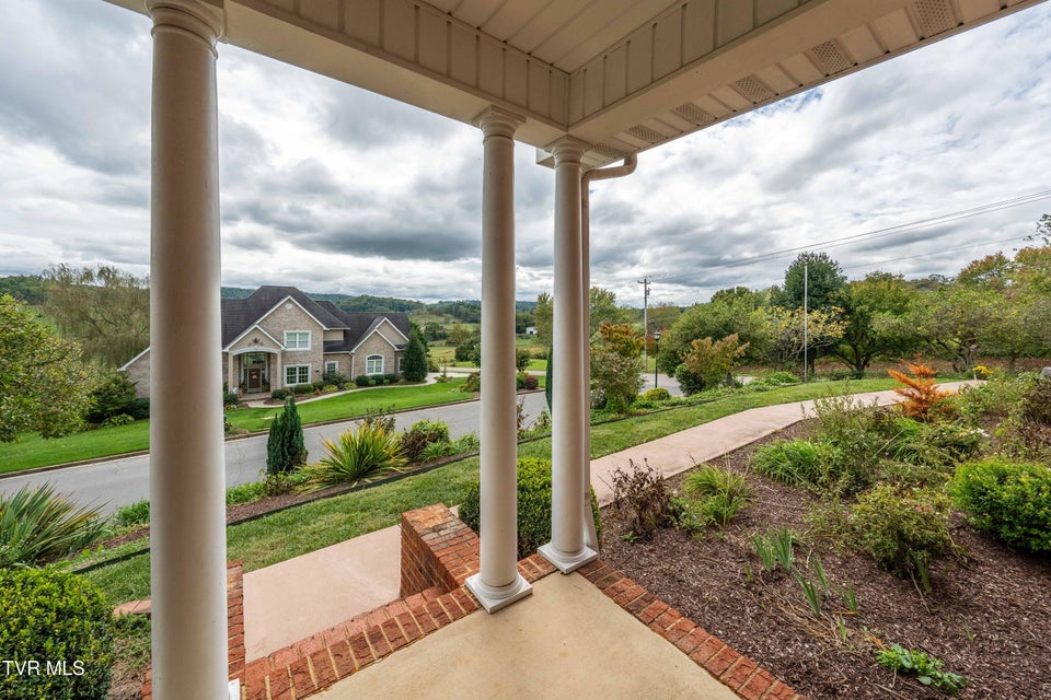 Photo #8: 168 Laurel Ridge Drive