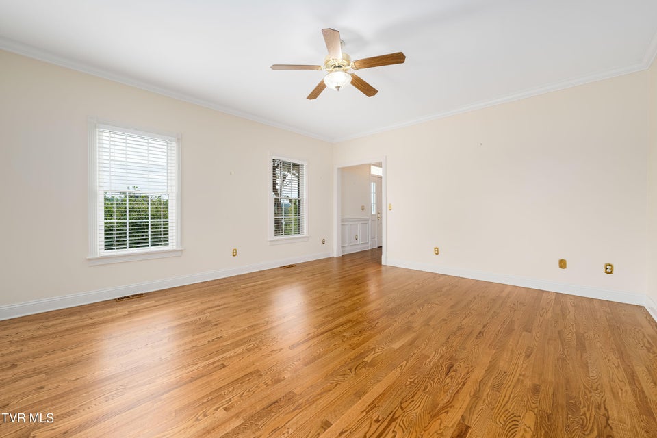 Photo #13: 168 Laurel Ridge Drive