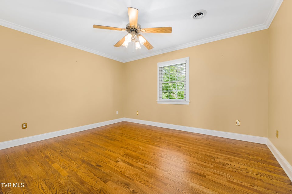 Photo #32: 168 Laurel Ridge Drive