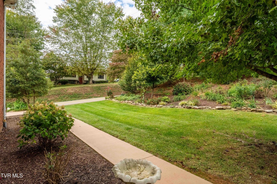 Photo #57: 168 Laurel Ridge Drive