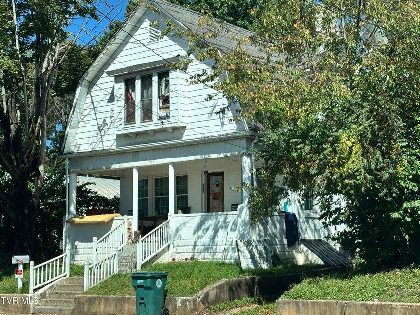 Photo #5: 1180 Mary Street