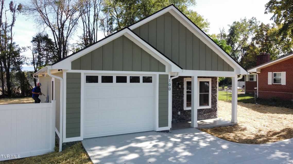 Photo #2: 100 Virginia Drive Drive