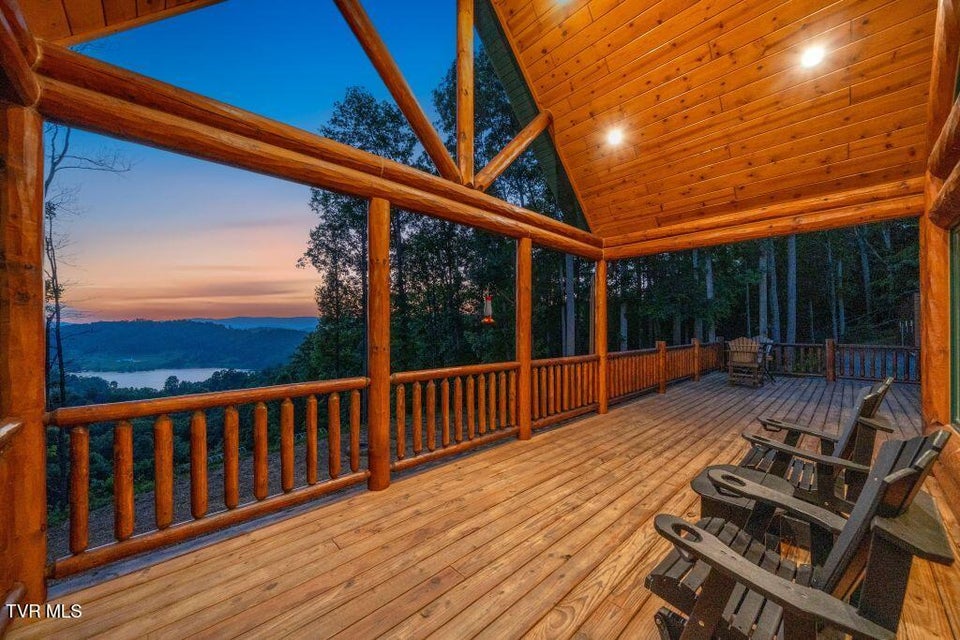 Photo #6: 139 Lakeridge Lane