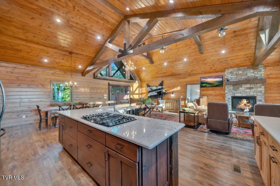 Photo #16: 139 Lakeridge Lane