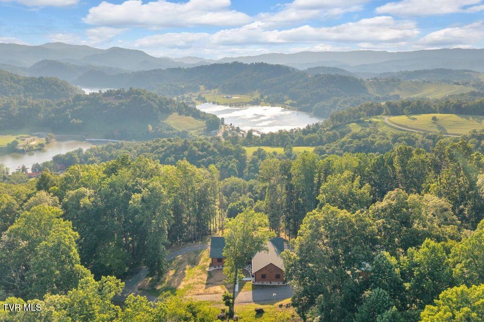 Photo #39: 139 Lakeridge Lane