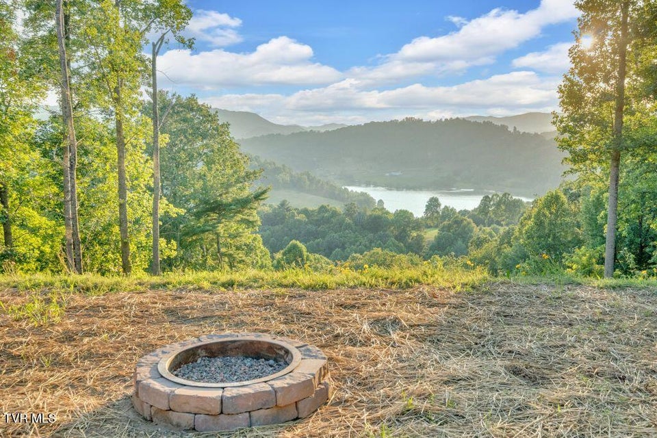 Photo #40: 139 Lakeridge Lane