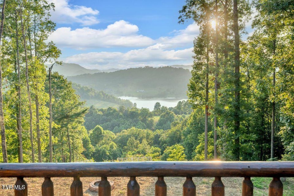 Photo #5: 139 Lakeridge Lane