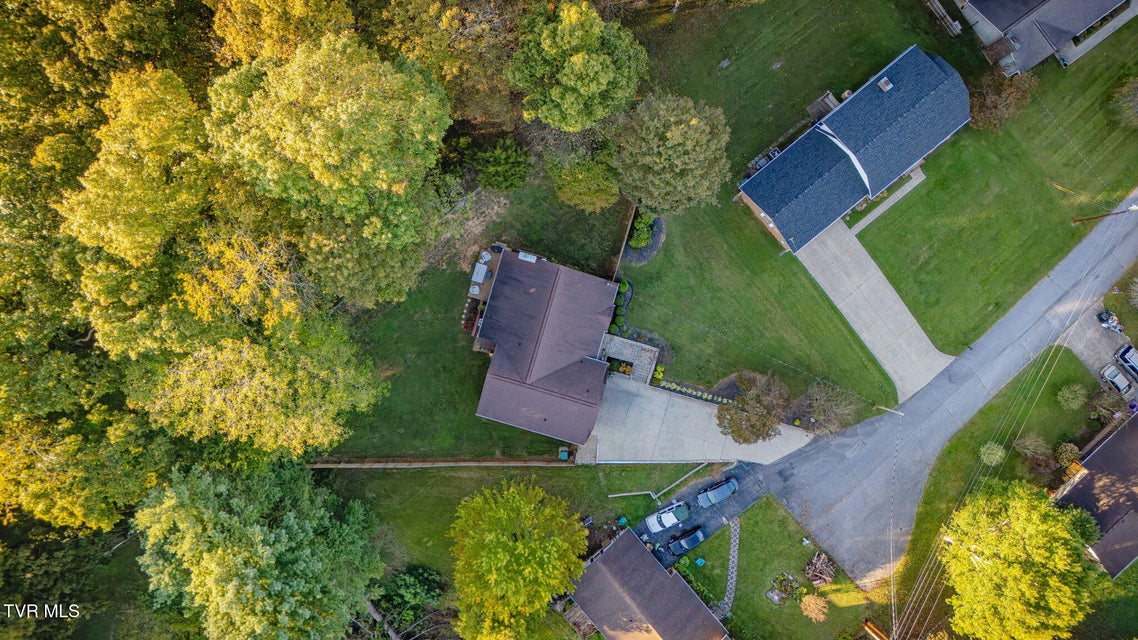 Photo #40: 136 Manchester Place