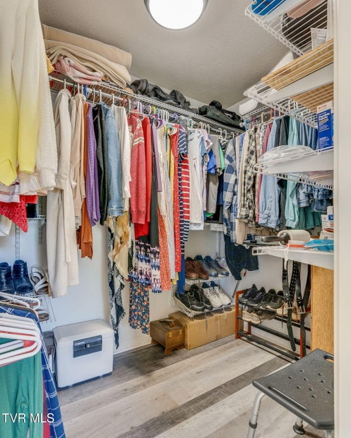 Photo #21: 136 Manchester Place