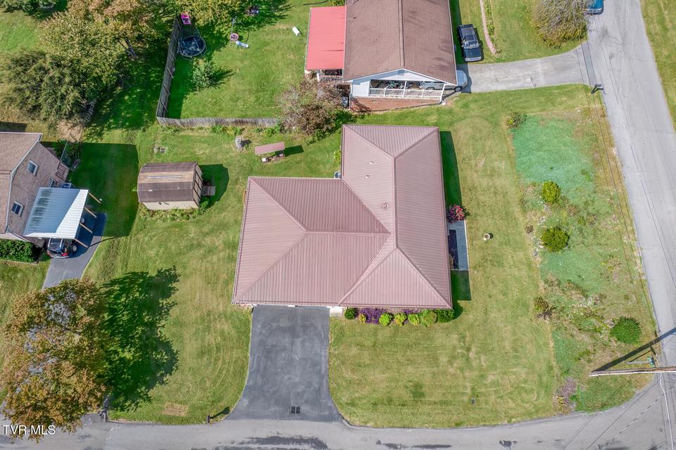 Photo #9: 2001 Sand Street