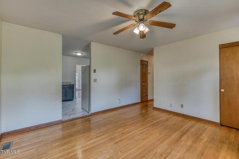 Photo #14: 2001 Sand Street