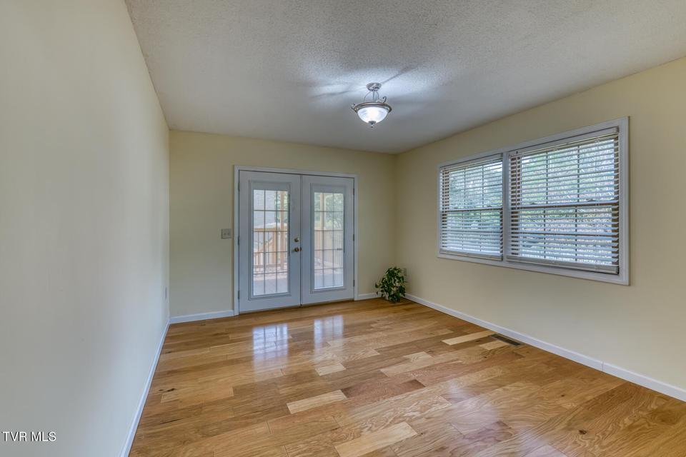 Photo #19: 2001 Sand Street