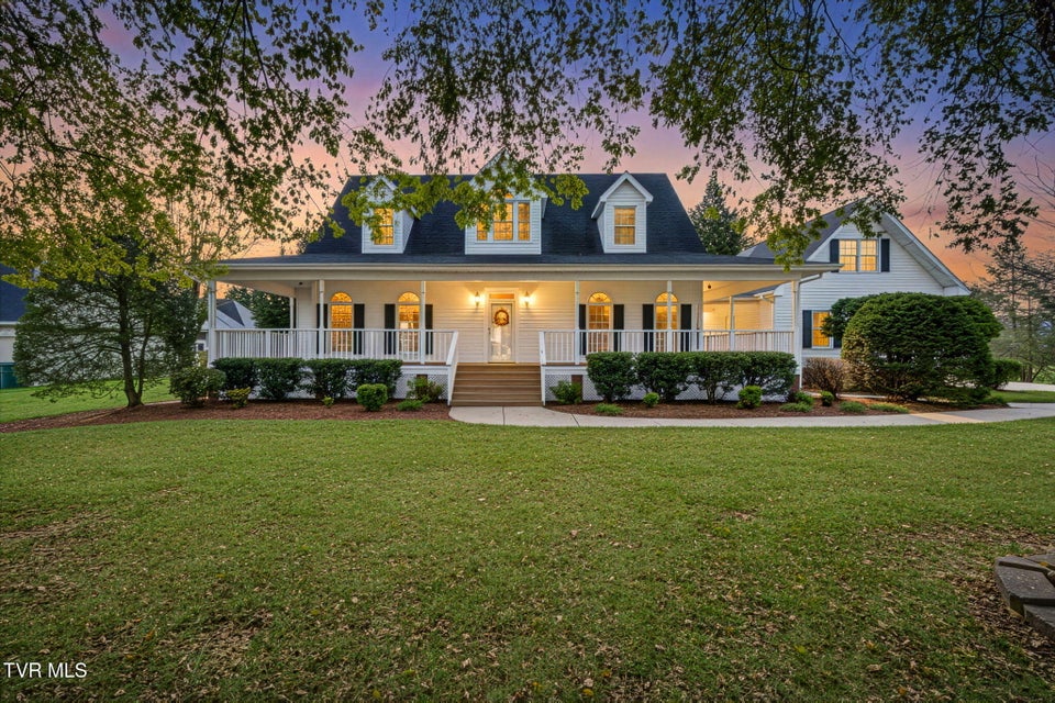 Photo #2: 113 Wedgewood Circle