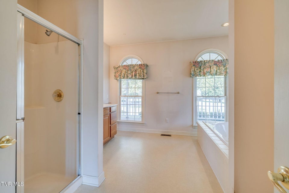Photo #26: 113 Wedgewood Circle