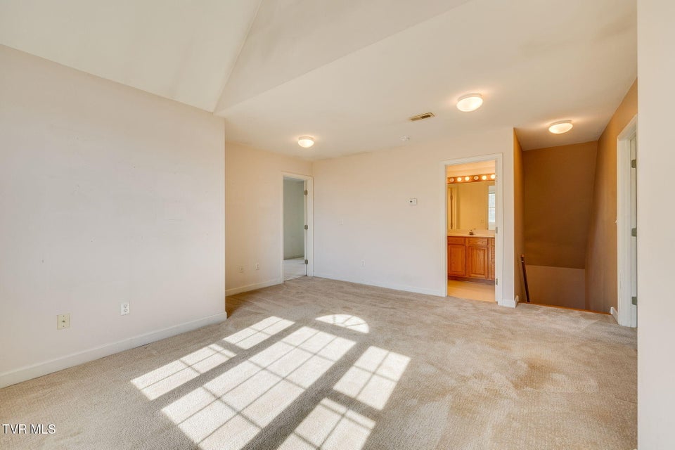 Photo #32: 113 Wedgewood Circle