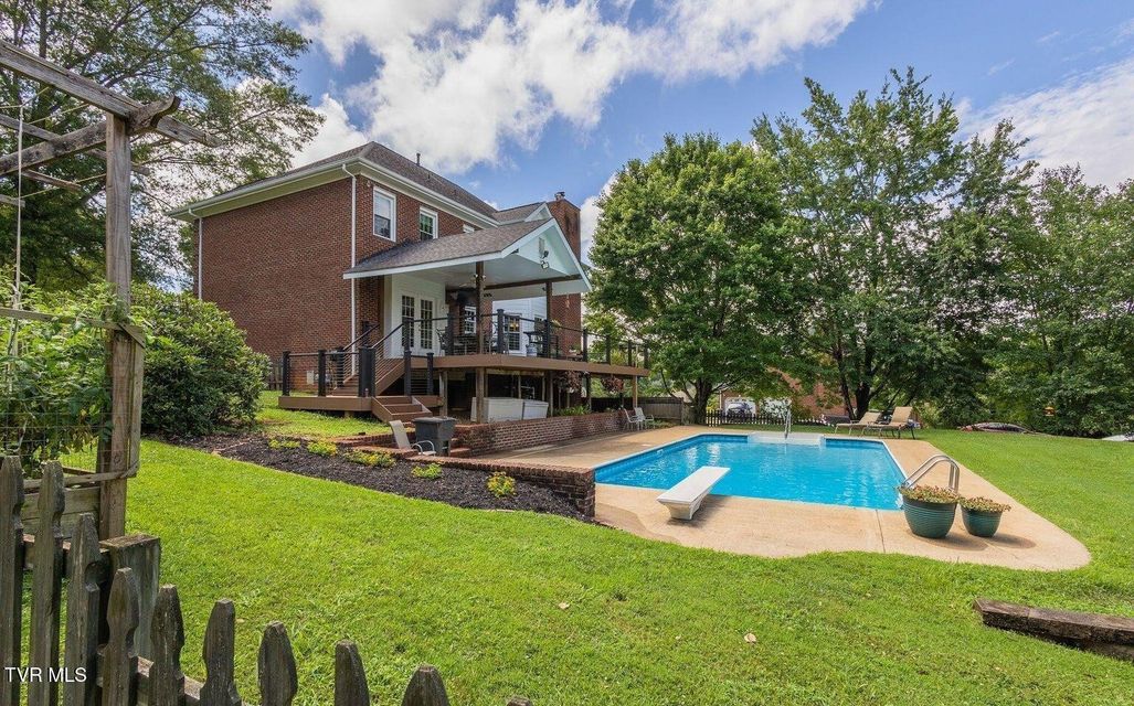 Photo #36: 245 Park Ridge Court