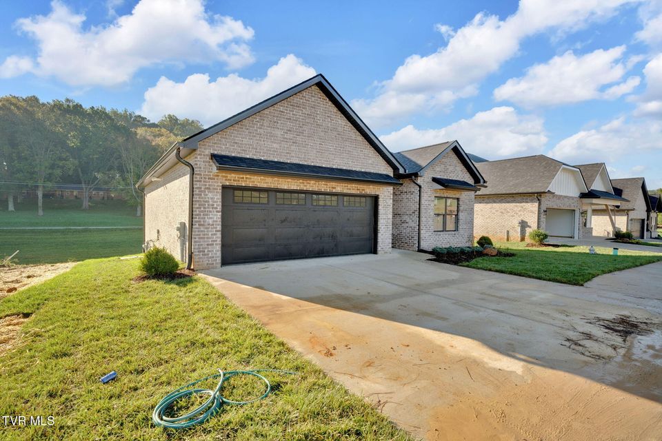 Photo #3: 107 Station Way