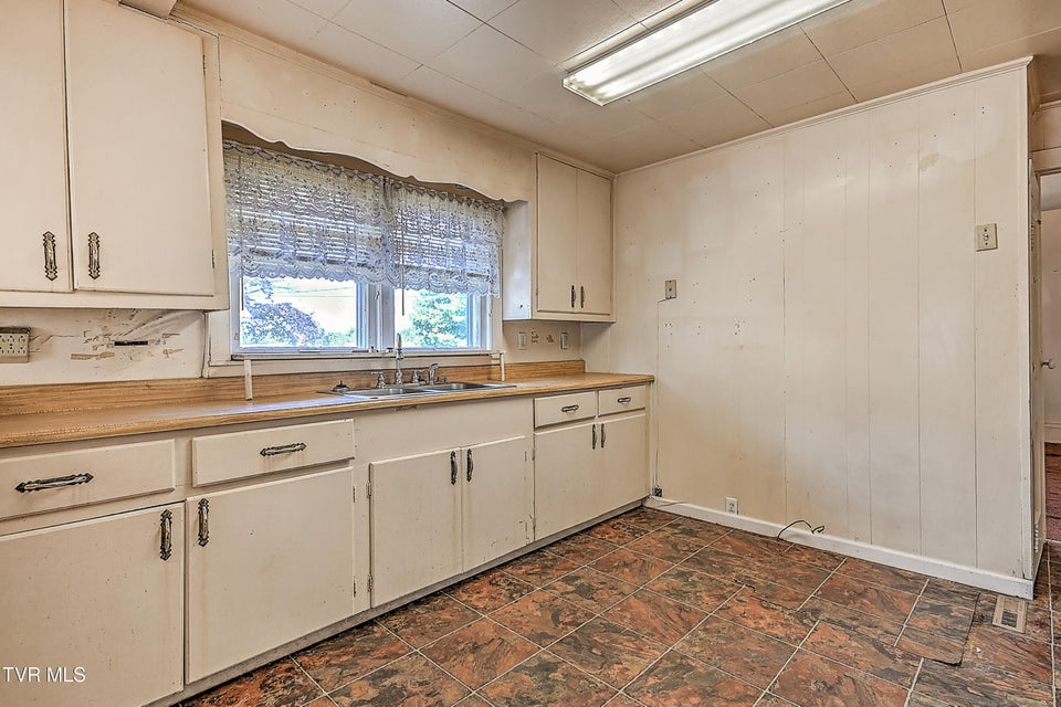 Photo #20: 525 Shakesville Rd Road