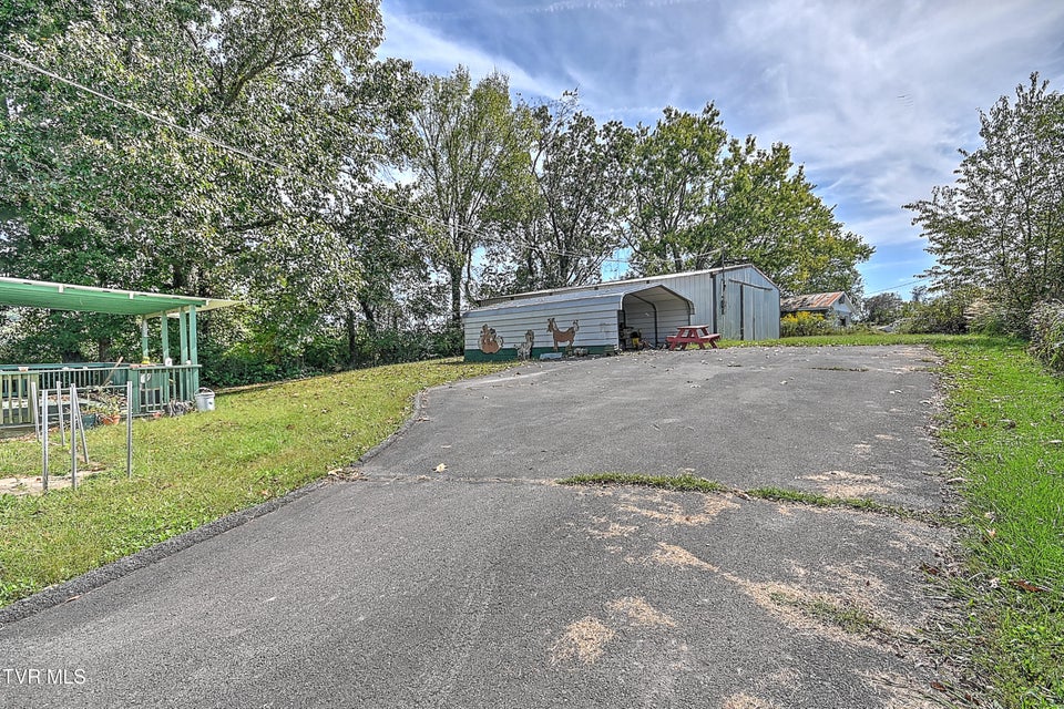 Photo #27: 525 Shakesville Rd Road