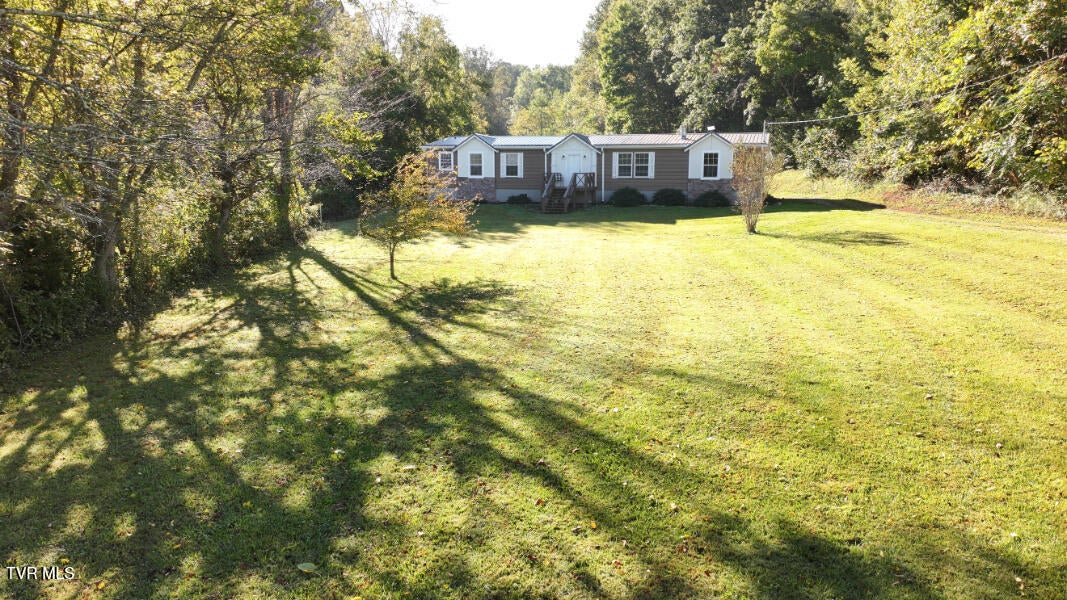 Photo #52: 474 Thornburg Road