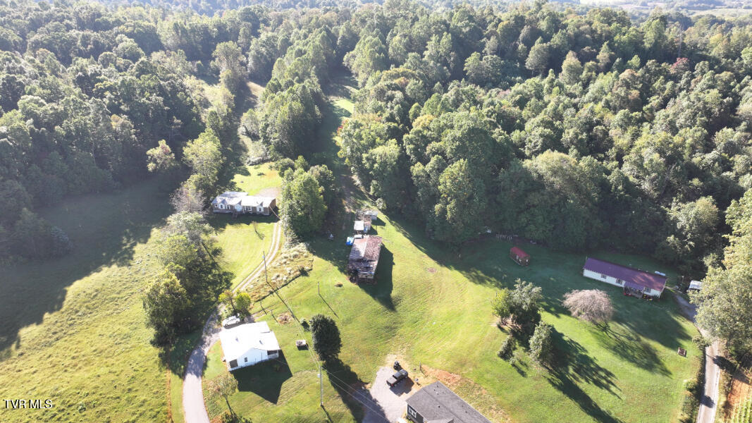 Photo #60: 474 Thornburg Road