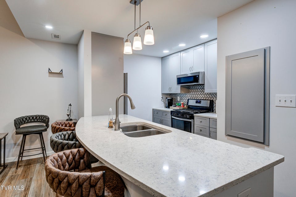 Photo #12: 780 Hamilton Road