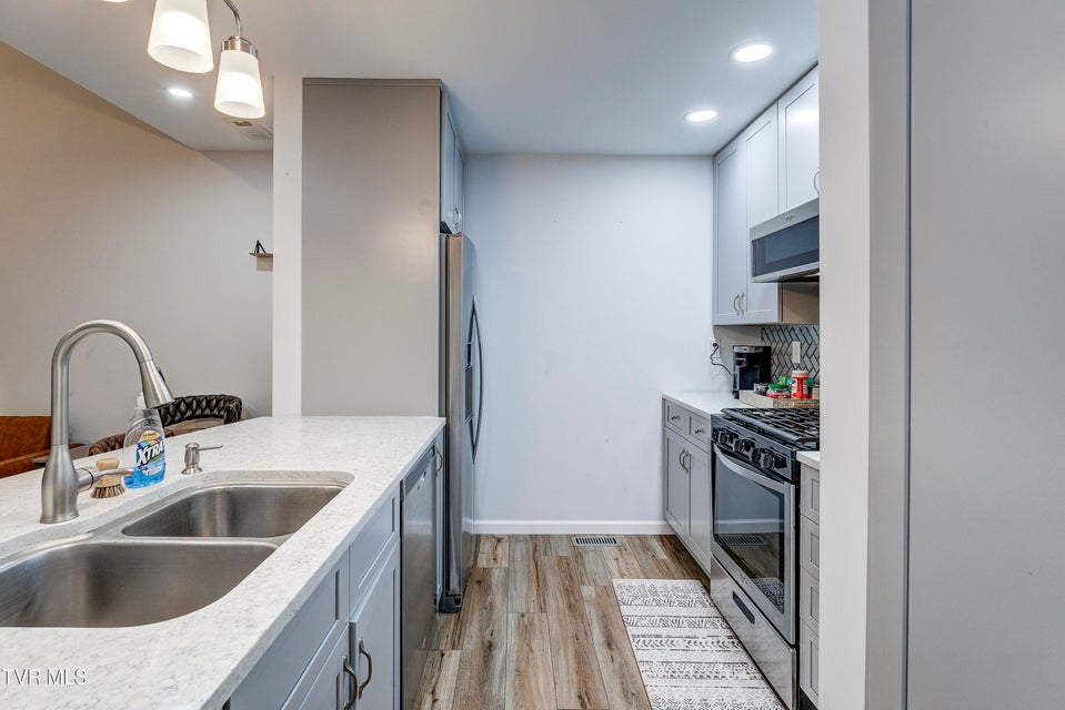 Photo #13: 780 Hamilton Road