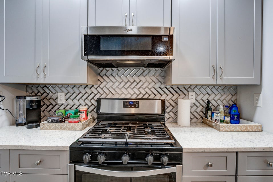 Photo #14: 780 Hamilton Road