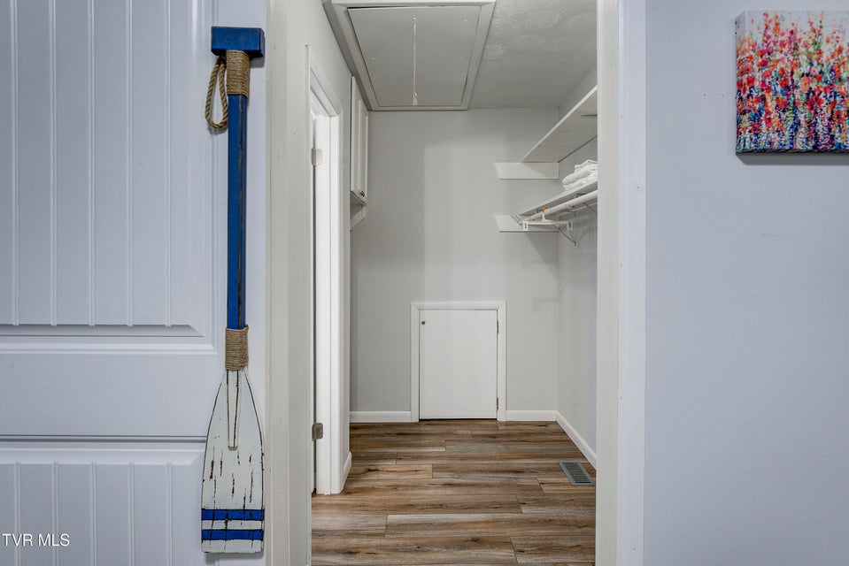 Photo #27: 780 Hamilton Road