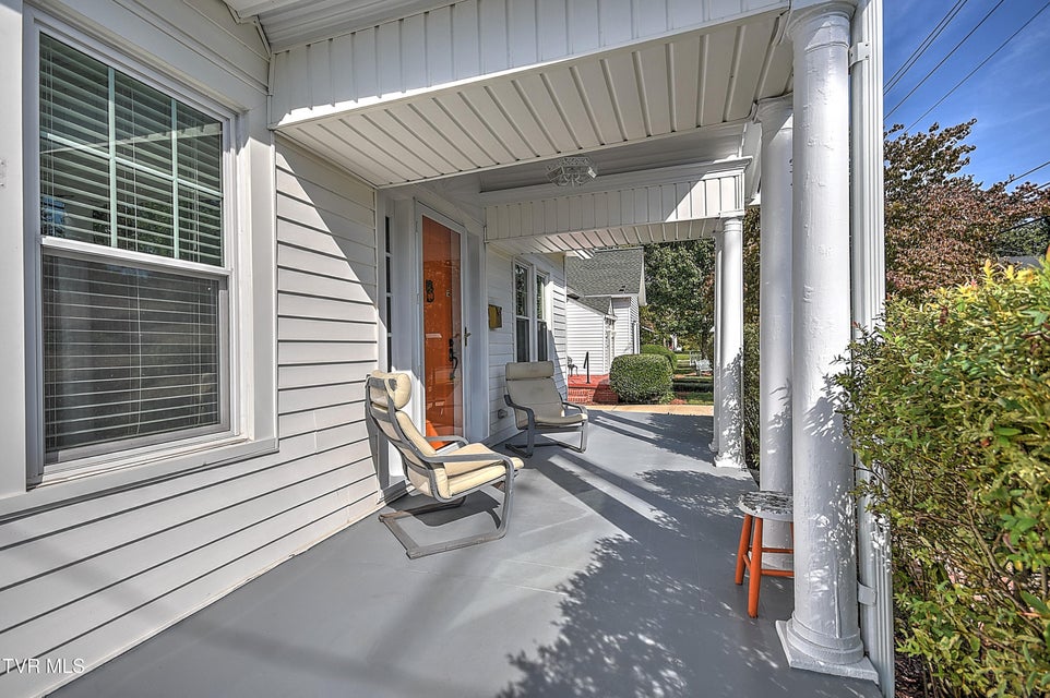 Photo #7: 705 Main Street