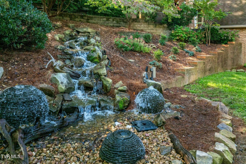 Photo #22: 1200 Lake Ridge Square