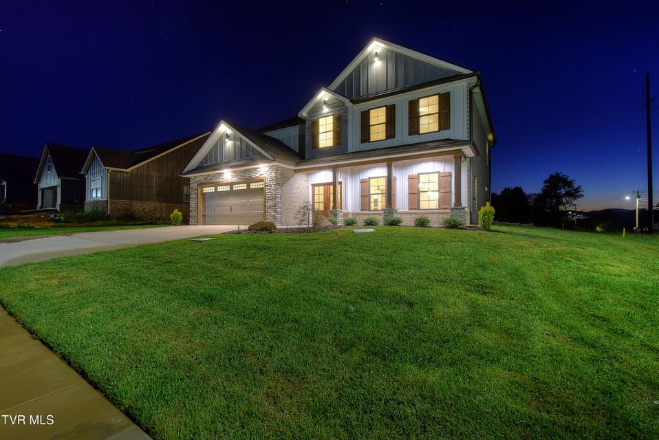 Photo #3: 14 Glaze Farm Way