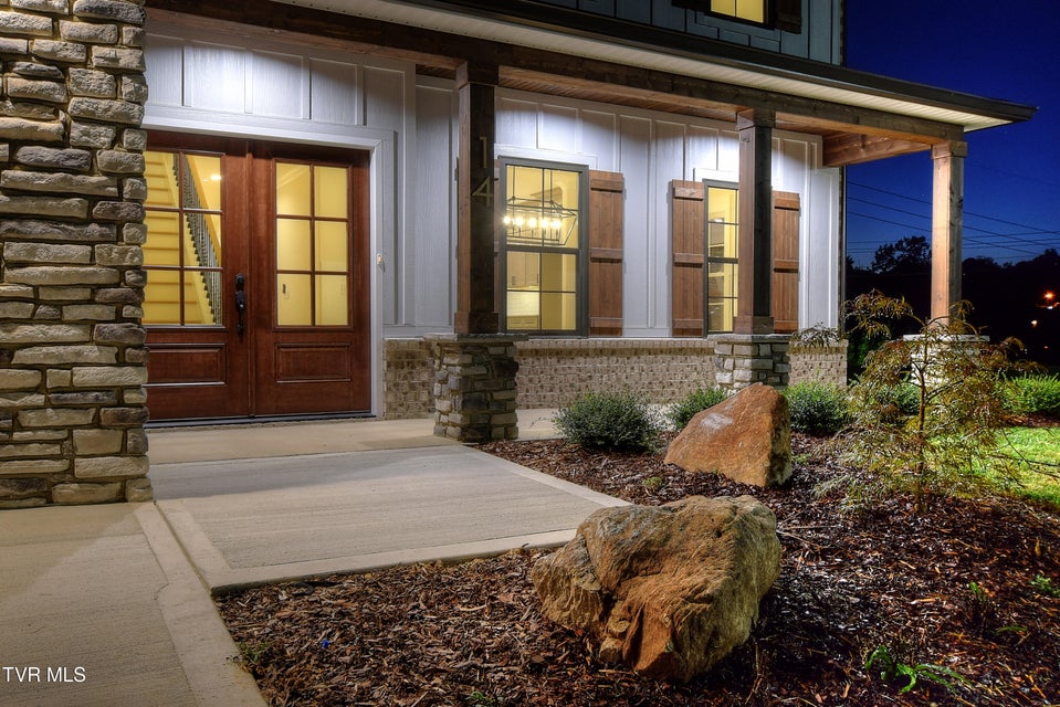 Photo #5: 14 Glaze Farm Way