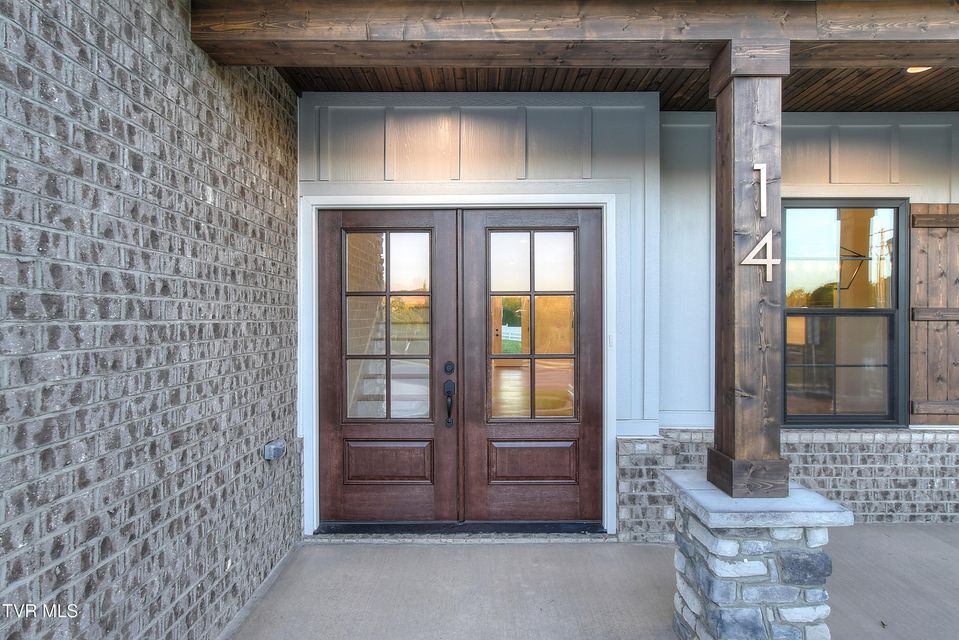 Photo #6: 14 Glaze Farm Way