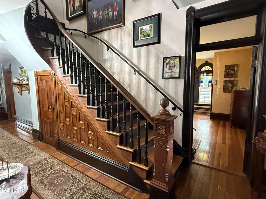 Photo #64: 1906 G Street