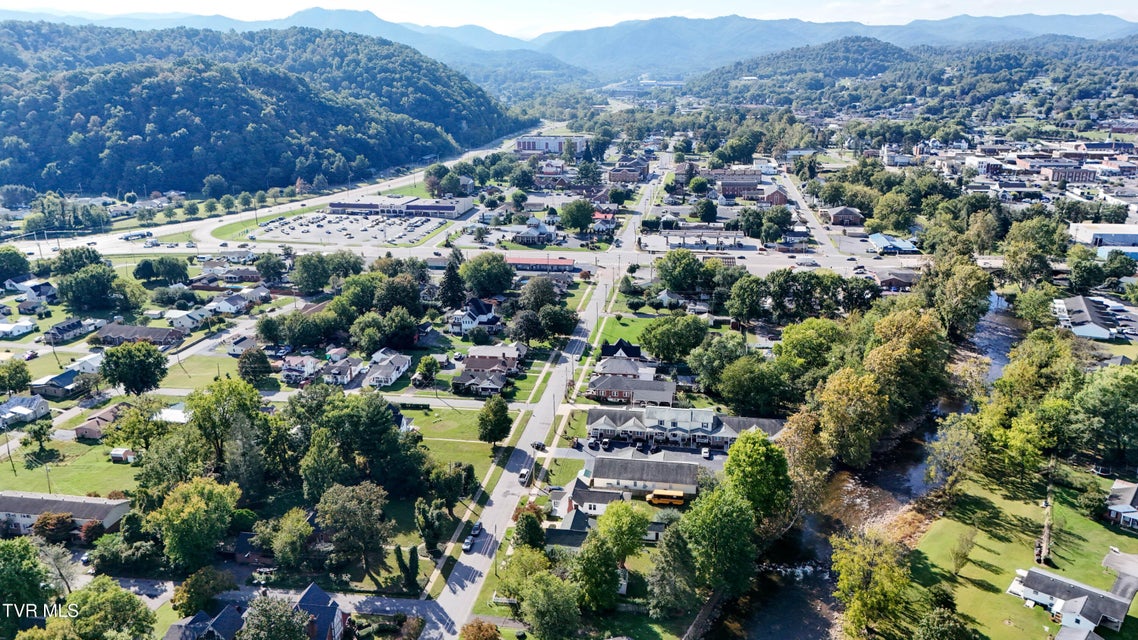 Photo #61: 705 Main Street