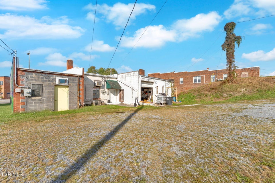 Photo #21: 343 Sullivan Street