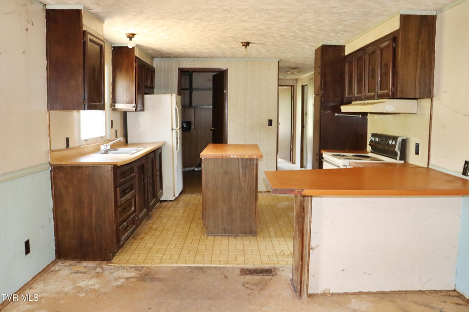 Photo #8: 191 Bedrock Drive