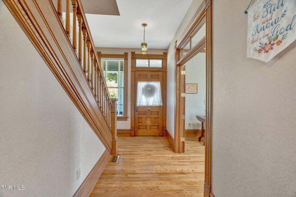 Photo #6: 308 Pearl Avenue